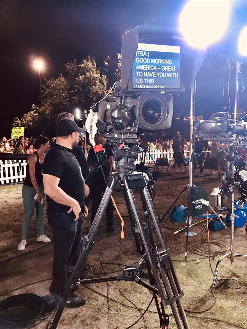 Camera-mounted teleprompter by Teleprompter USA